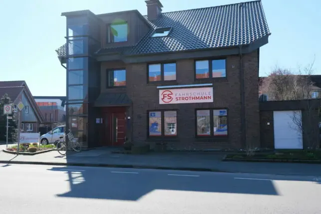 Zentrale der Fahrschule Strothmann an der Dorstener Straße in Raesfeld